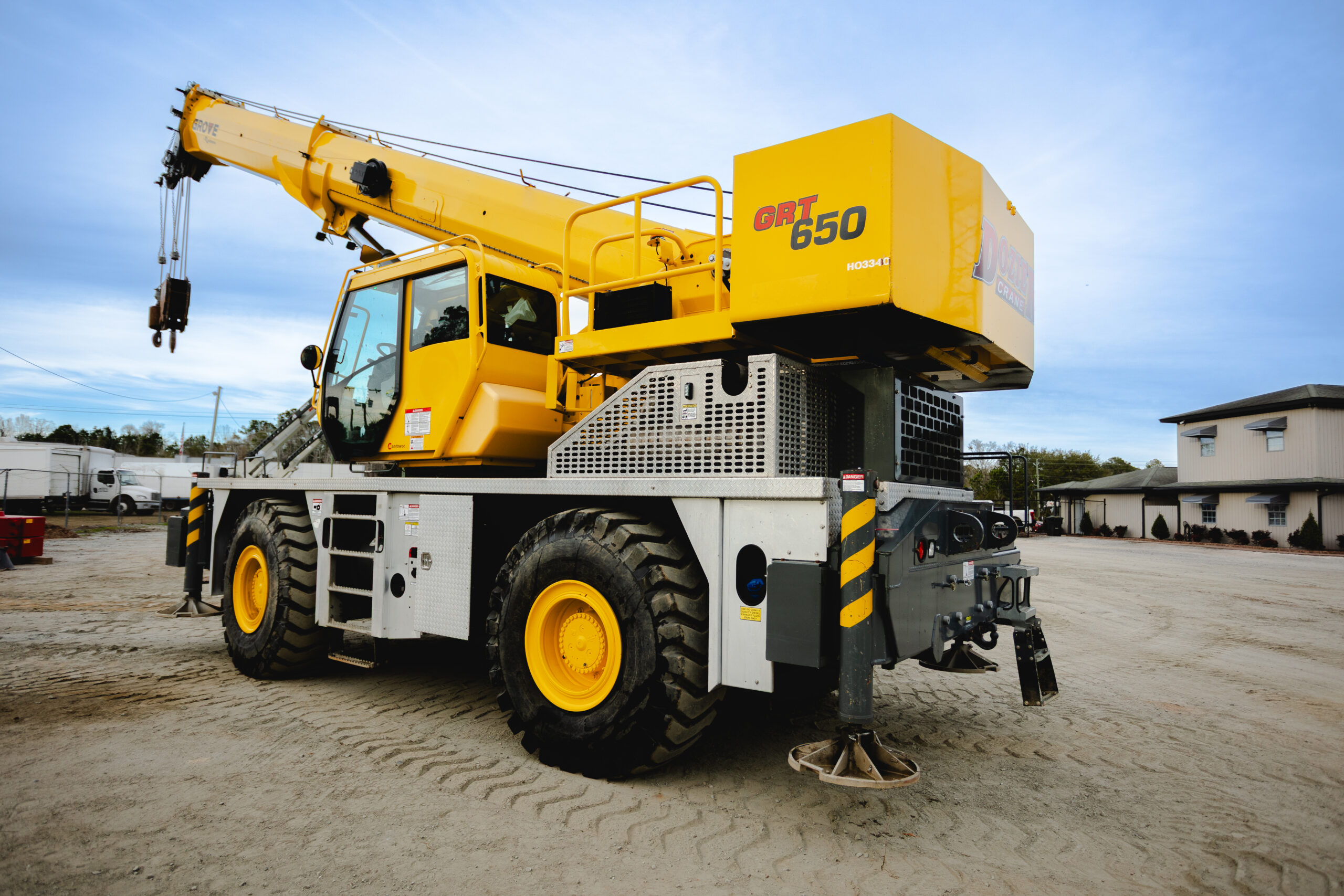 GRT 650 Crane pictures on a construction site