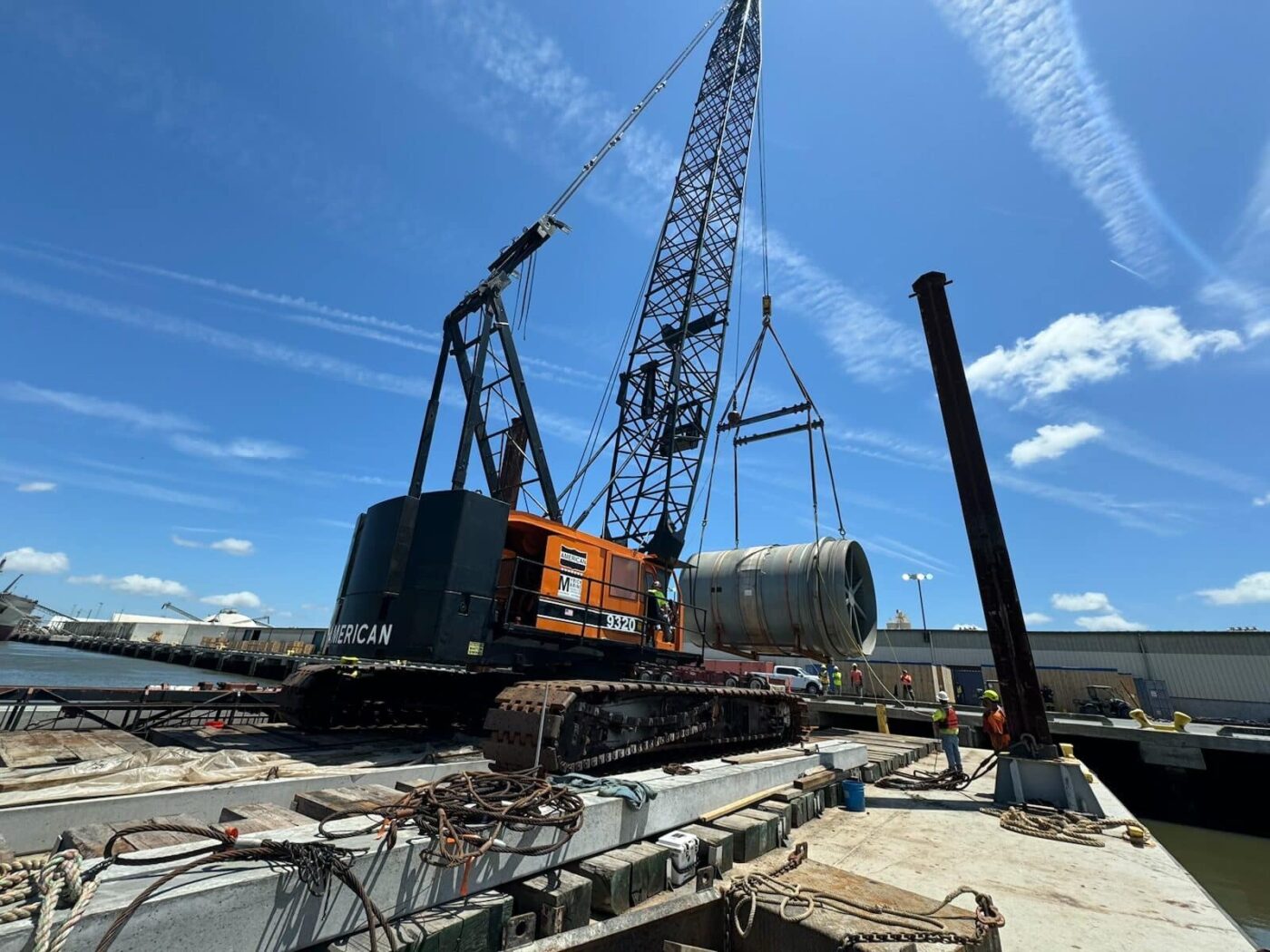 1988 American 9320 crane