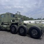 2013 Oshkosh M1070 crane