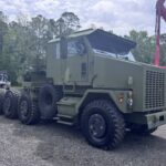 2013 Oshkosh M1070 crane